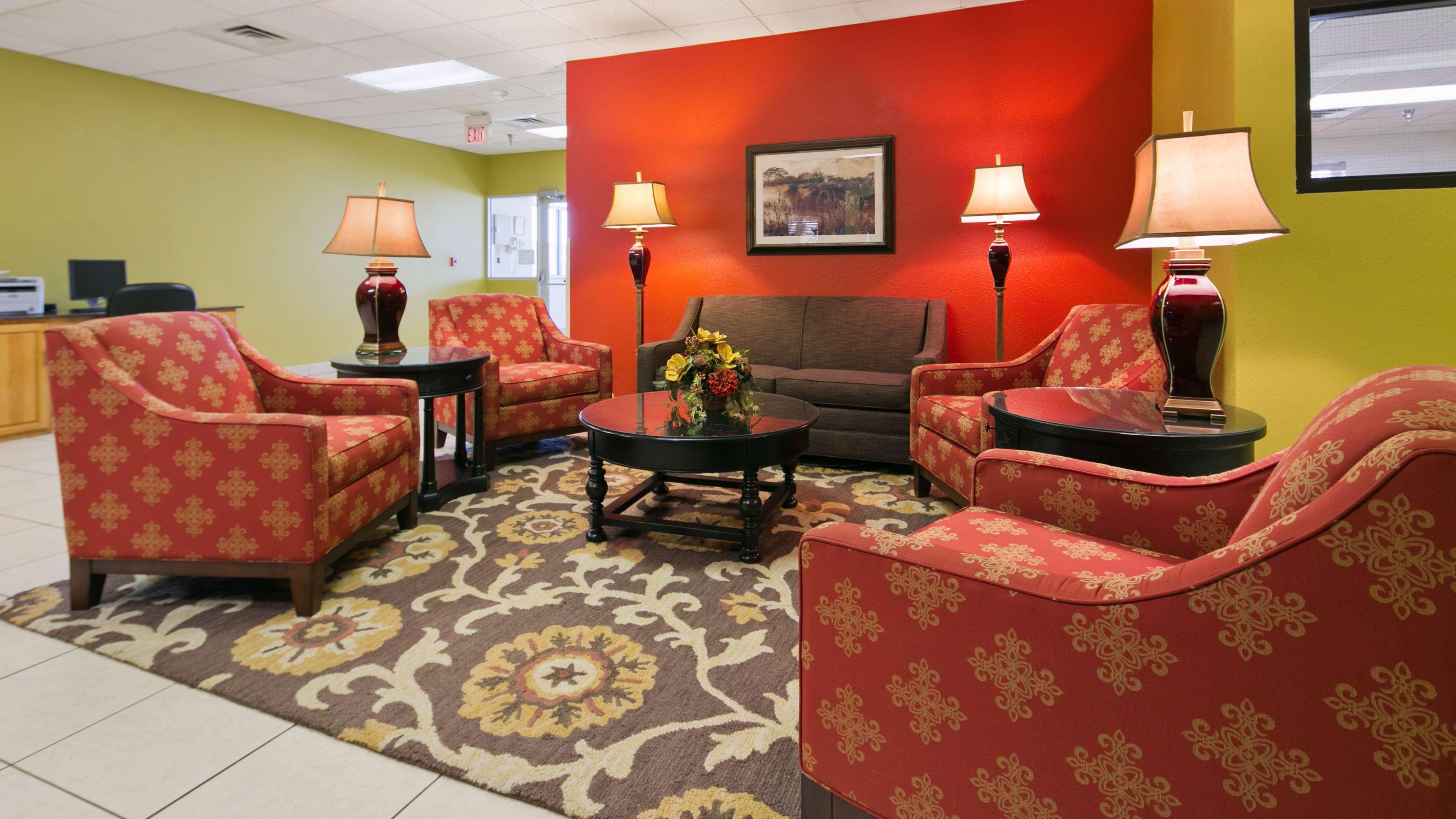 Best Western Of Huron Екстериор снимка