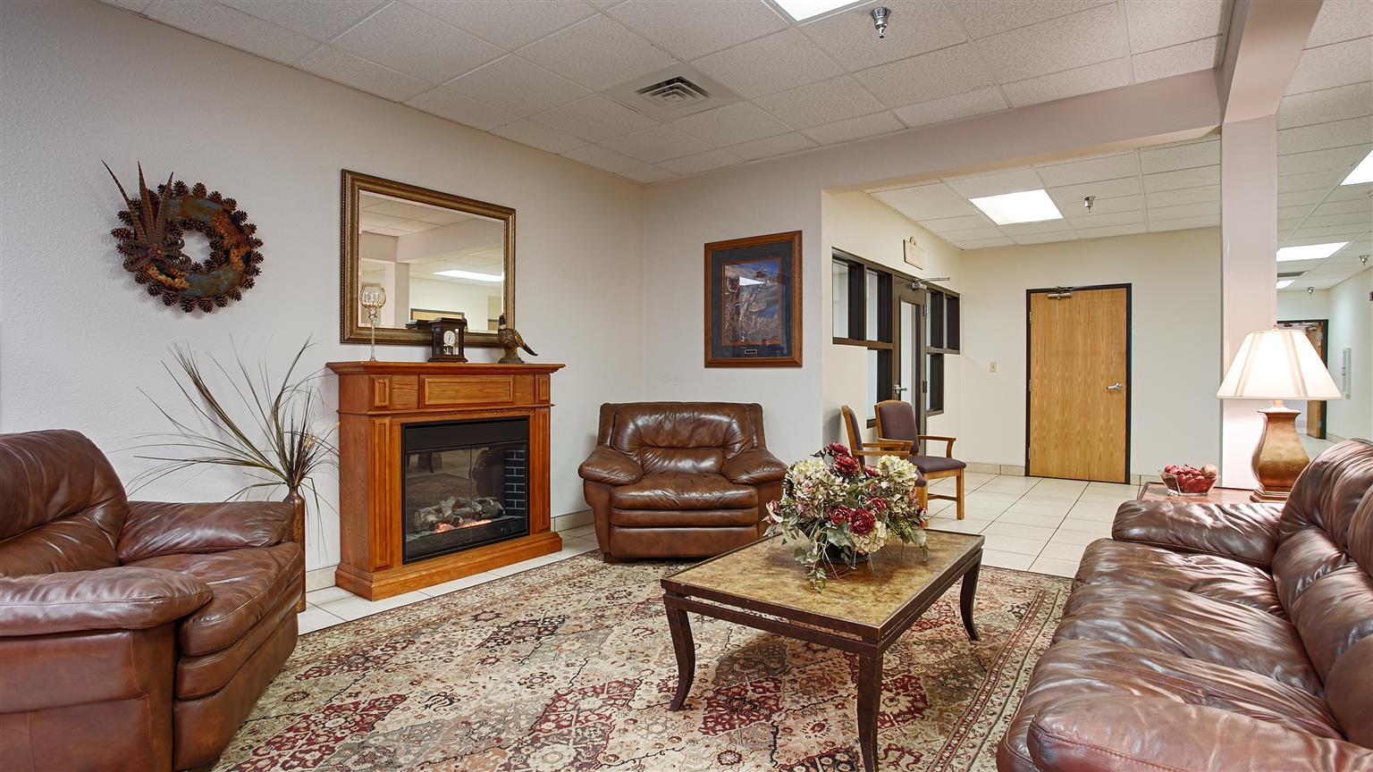 Best Western Of Huron Екстериор снимка