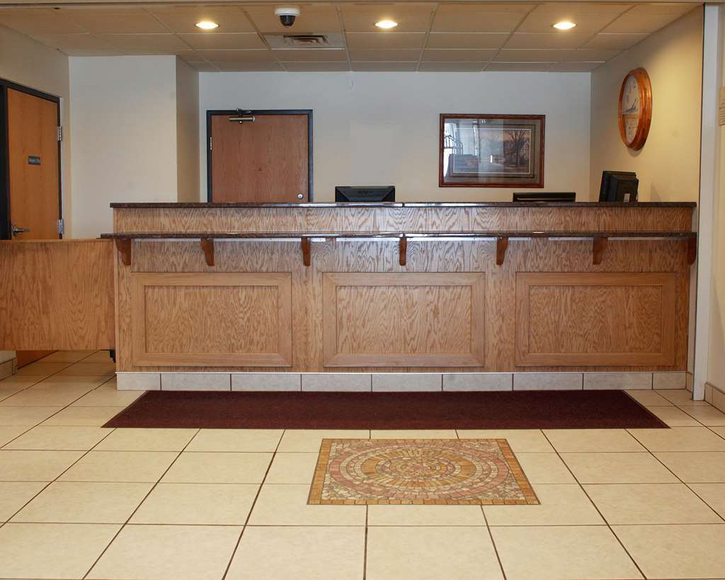 Best Western Of Huron Интериор снимка