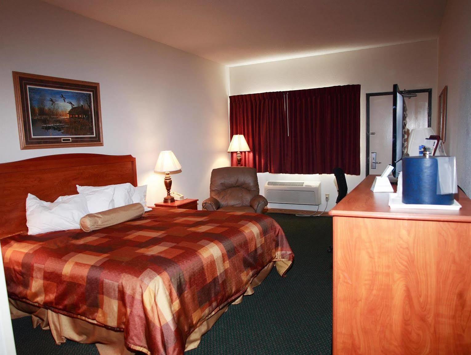 Best Western Of Huron Екстериор снимка